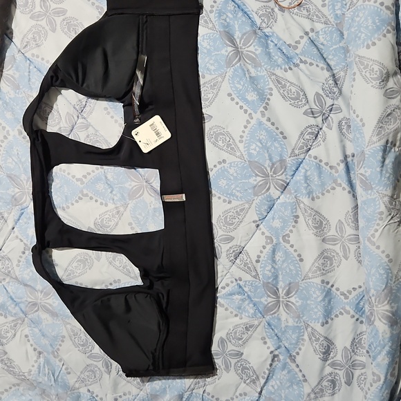 Free People Movement NWT sz.S Black Open back Removable Padding Bra Workout Top - Picture 9 of 13